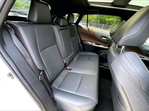 Certified 2024 Toyota Venza Limited AWD/4WD image 20