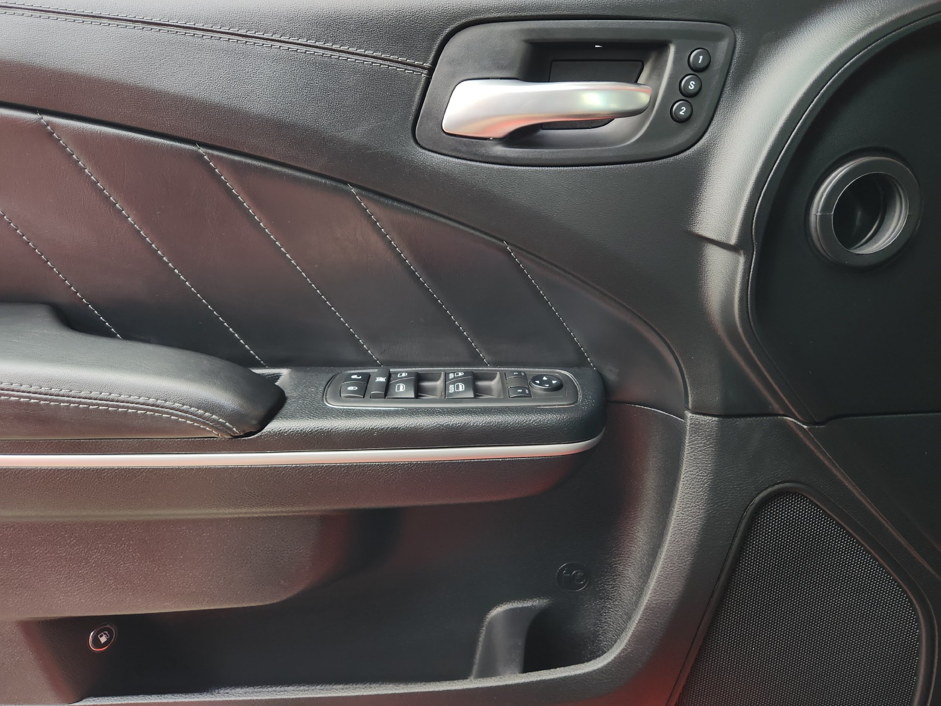 Used 2019 Dodge Charger Scat Pack w/ Technology Group RWD image 24