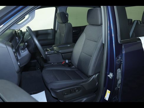 Used 2022 Chevrolet Silverado 1500 Custom Trail Boss image 3