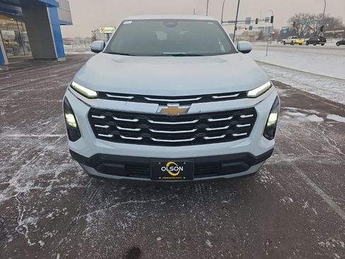 New 2026 Chevrolet Equinox LT w/ Convenience Package II image 8