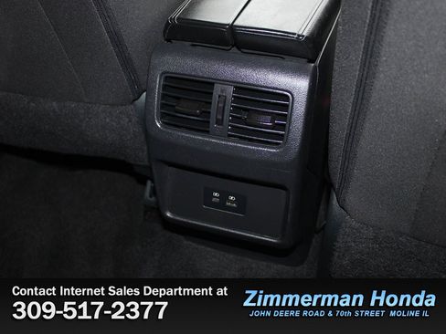 Used 2023 Nissan Rogue SV image 9