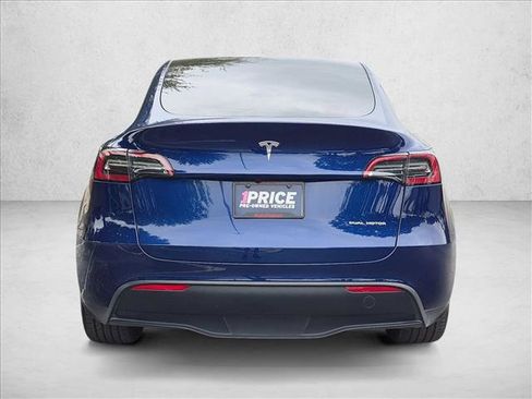 Used 2024 Tesla Model Y Long Range AWD/4WD image 7