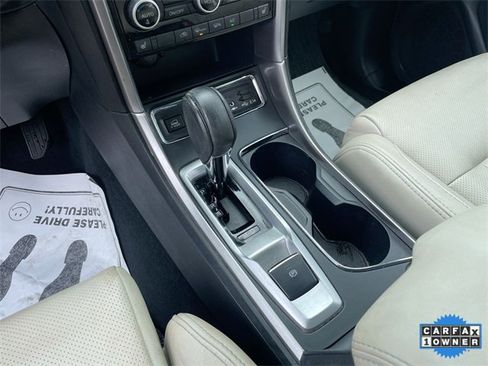 Used 2022 Subaru Ascent Limited image 21