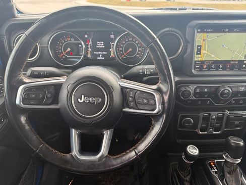 Used 2022 Jeep Gladiator Overland image 14