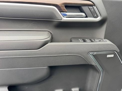 New 2026 Chevrolet Silverado 1500 RST w/ Safety Package AWD/4WD image 18