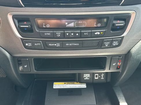 Used 2023 Honda Ridgeline RTL-E image 34