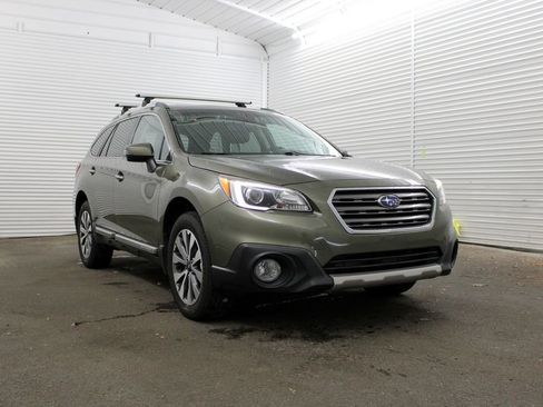 Used 2017 Subaru Outback 3.6R Touring w/ Popular Package #5A image 1