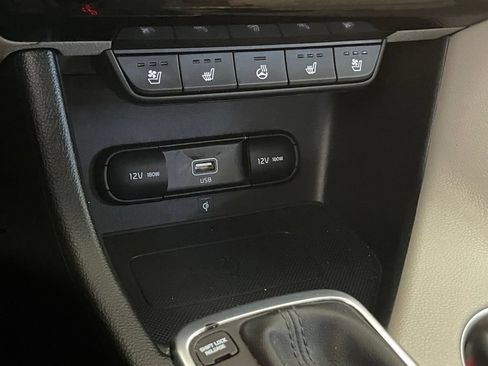 Used 2022 Kia Sportage EX w/ EX Technology Package FWD image 21