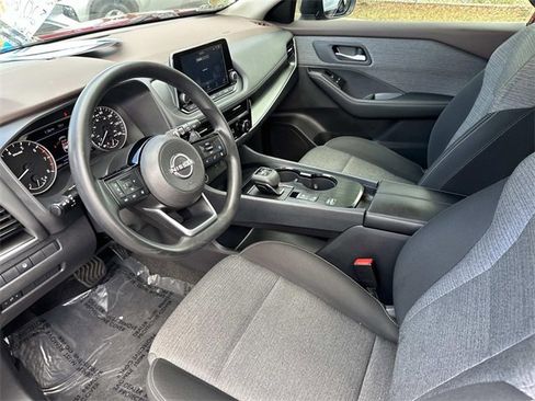 Used 2023 Nissan Rogue SV image 21