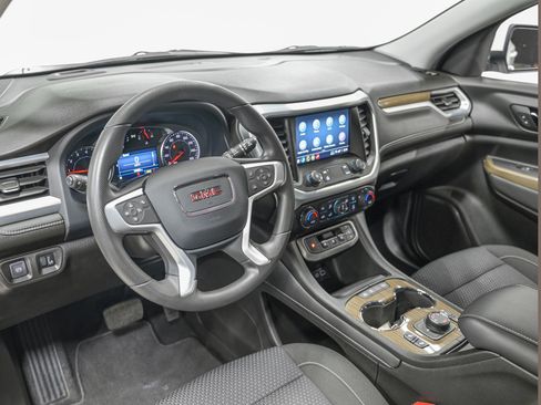 Used 2023 GMC Acadia SLE w/ Driver Convenience Package image 15