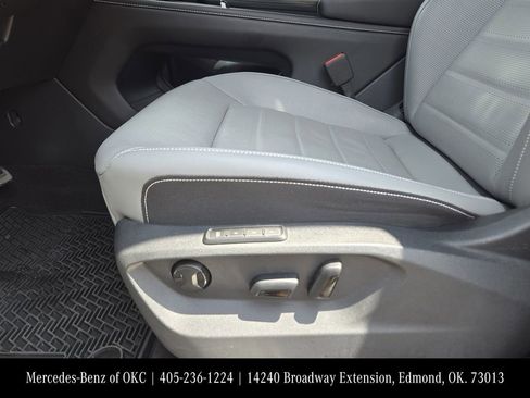 Used 2024 Volkswagen Atlas Cross Sport SEL R-Line AWD/4WD image 20