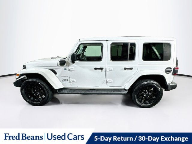 Used 2022 Jeep Wrangler Unlimited Sahara w/ Cold Weather Group AWD/4WD image 5