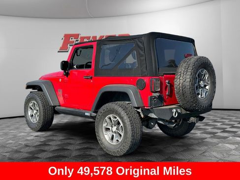 Used 2014 Jeep Wrangler Rubicon w/ Power Convenience Group AWD/4WD image 3