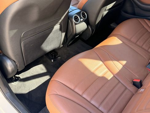 Used 2018 Mercedes-Benz GLC 300 GLC 300 SUV image 22