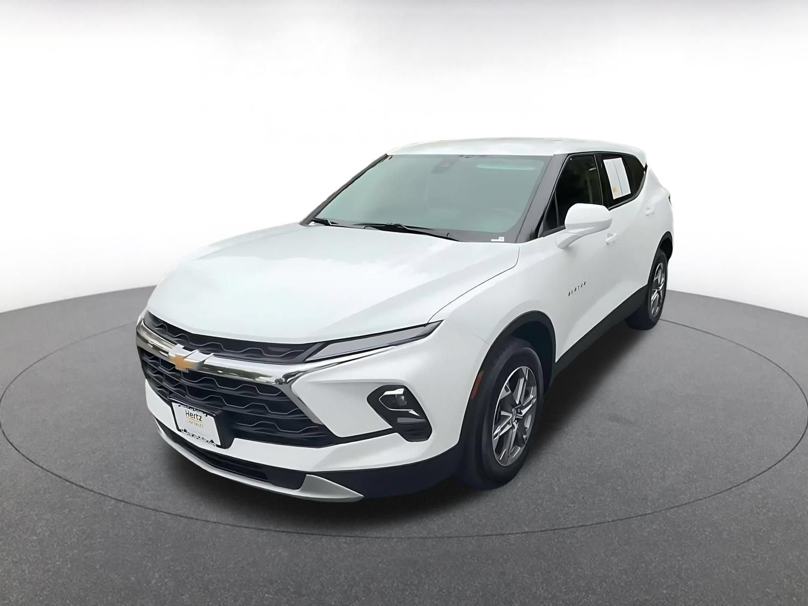 Used 2026 Chevrolet Blazer LT FWD image 6