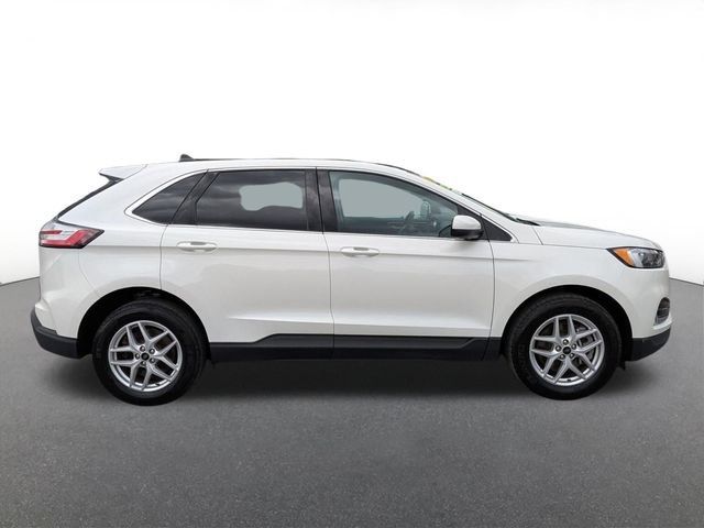 Used 2024 Ford Edge SEL w/ Convenience Package AWD/4WD image 2