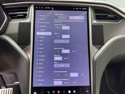 Used 2020 Tesla Model X Performance image 27