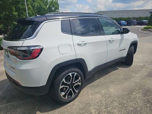 Used 2024 Jeep Compass Limited AWD/4WD image 29
