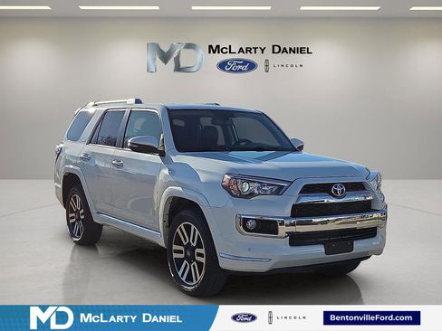 Used 2018 Toyota 4Runner Limited image 1
