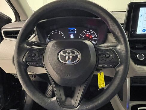 Used 2024 Toyota Corolla Cross L FWD image 28