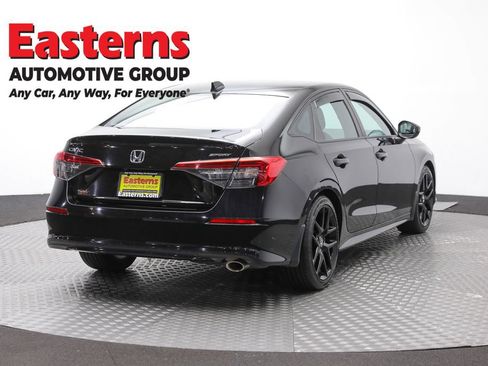 Used 2022 Honda Civic Sport image 4