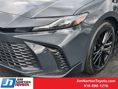 Used 2025 Toyota Camry SE w/ Multimedia Upgrade Package FWD image 11