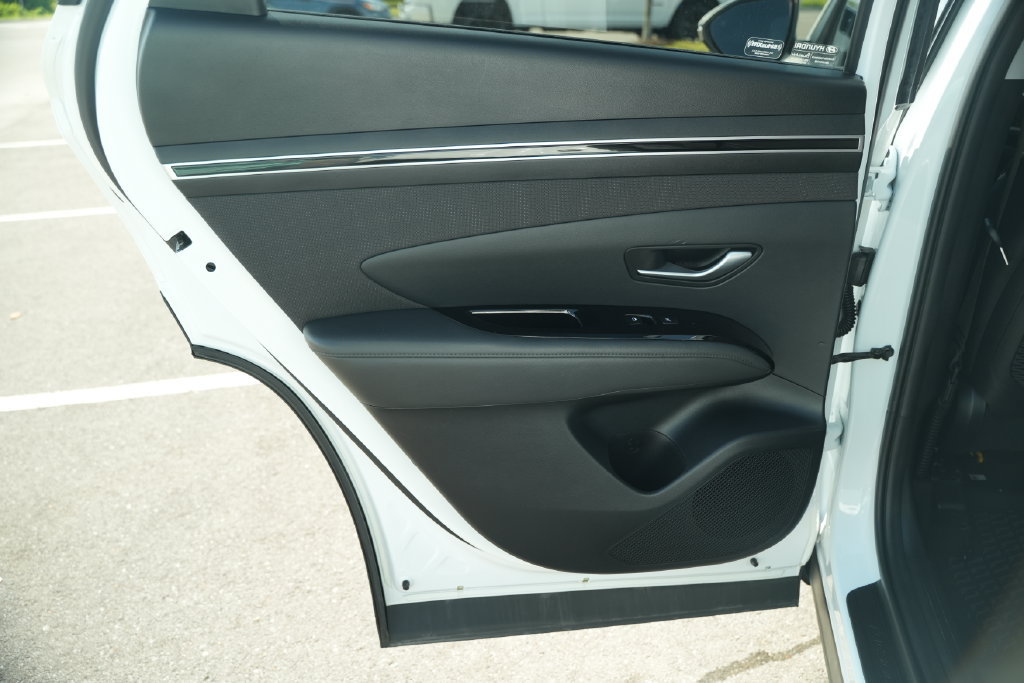 Used 2022 Hyundai Tucson Limited AWD/4WD image 18