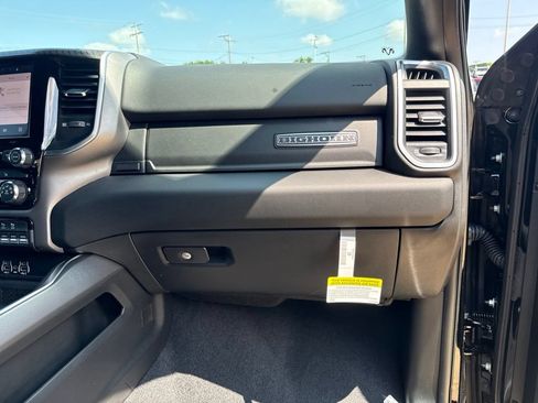 New 2026 RAM 2500 Big Horn AWD/4WD image 26
