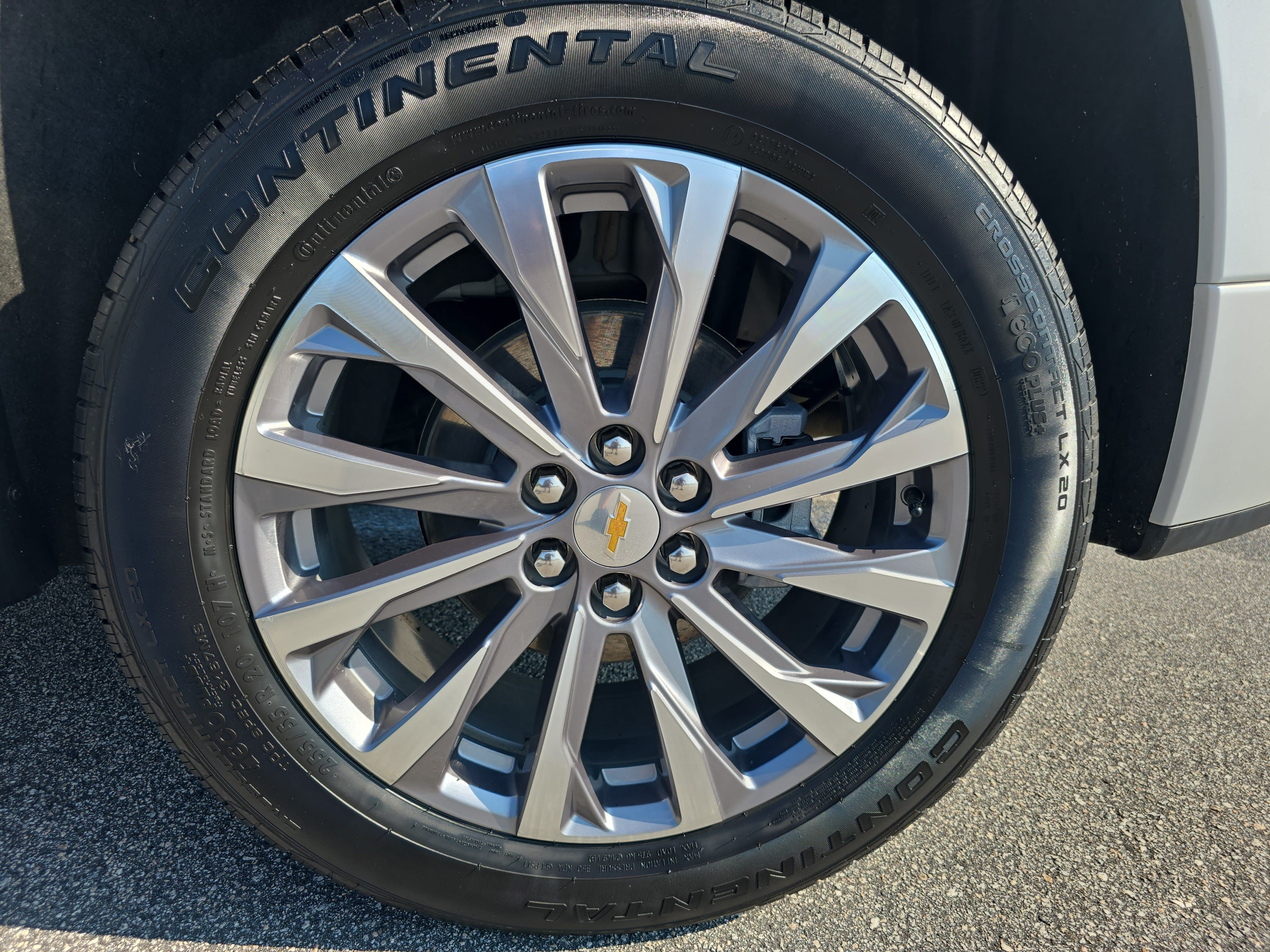 Used 2022 Chevrolet Traverse Premier AWD/4WD image 35