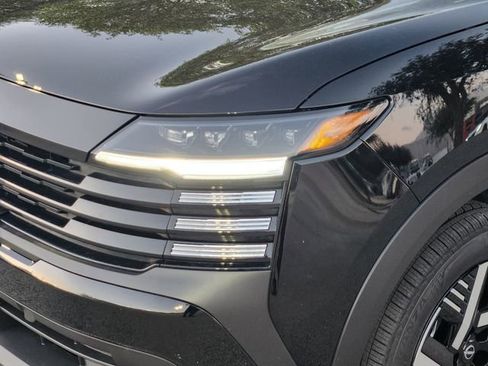 New 2026 Nissan Kicks SV image 6