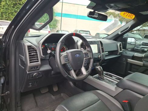 Used 2019 Ford F150 Raptor w/ Equipment Group 802A Luxury AWD/4WD image 17