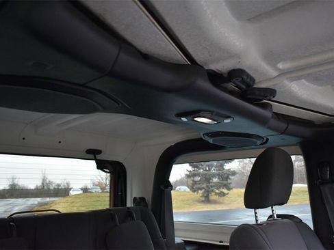 Used 2018 Jeep Wrangler Sport image 29