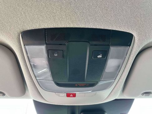 Certified 2025 Kia Niro EX FWD image 24