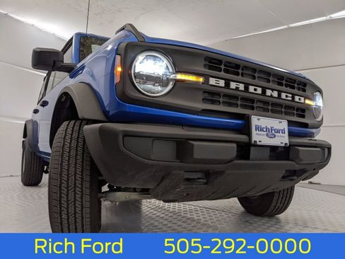 New 2025 Ford Bronco 4-Door image 28