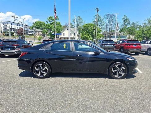 Certified 2023 Hyundai Elantra Limited FWD image 26