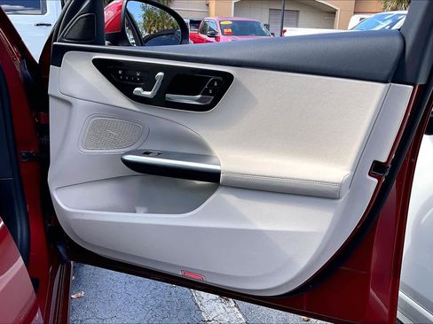 Used 2022 Mercedes-Benz C 300 C 300 image 23