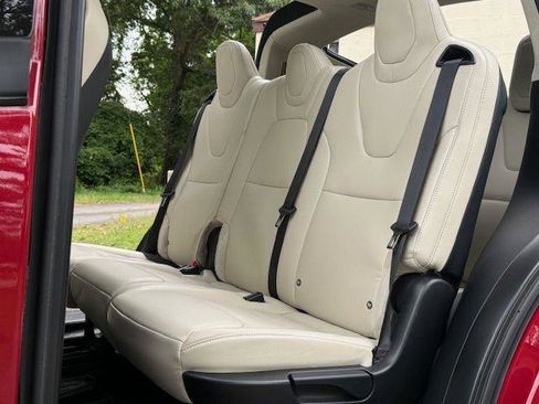 Used 2017 Tesla Model X 75D AWD/4WD image 8