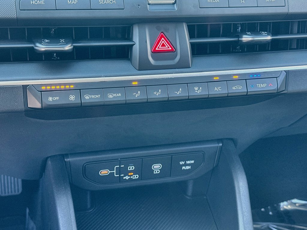 New 2026 Kia K4 FWD image 15