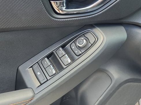 New 2025 Subaru Crosstrek 2.5i Limited w/ Popular Package #3A image 17