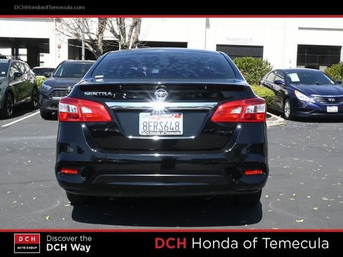 Used 2018 Nissan Sentra S w/ S Midnight Style Package image 6