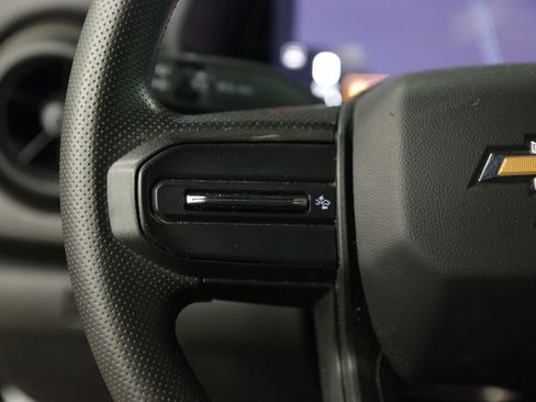 Used 2024 Chevrolet Colorado W/T RWD image 30