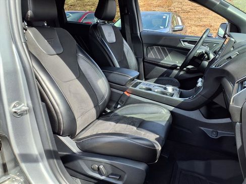 Certified 2021 Ford Edge ST w/ Equipment Group 401A image 8