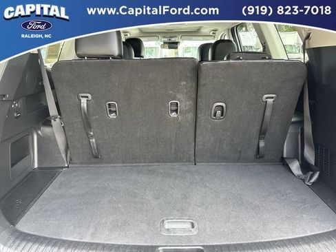 Used 2025 Kia Telluride S FWD image 16