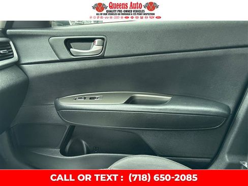 Used 2020 Kia Optima LX image 22