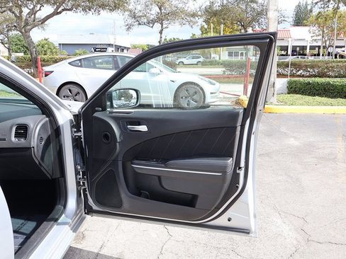 Used 2023 Dodge Charger SXT image 19