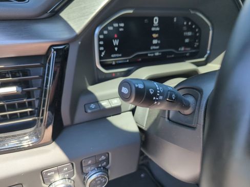 Used 2025 GMC Sierra 2500 AT4 w/ AT4 Premium Plus Package AWD/4WD image 20