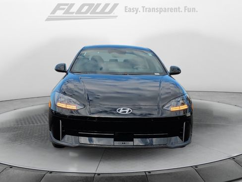 New 2025 Hyundai Ioniq 6 SE image 2