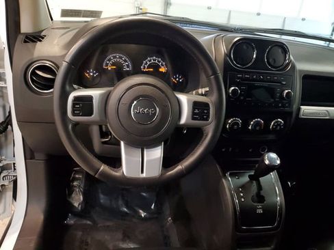 Used 2017 Jeep Compass Sport FWD image 15