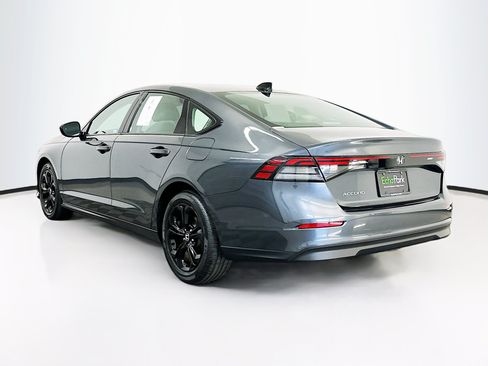 Used 2025 Honda Accord SE image 5