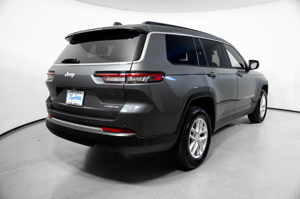 Used 2024 Jeep Grand Cherokee L Laredo AWD/4WD image 9